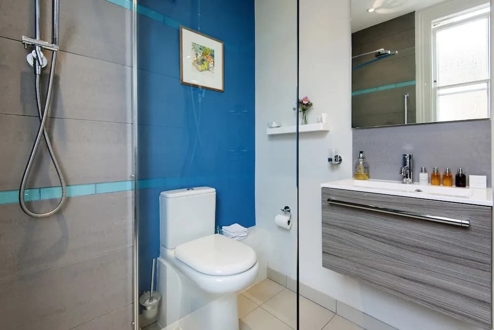 Magnificent Clapham Common Home close to Brixton - photo 9