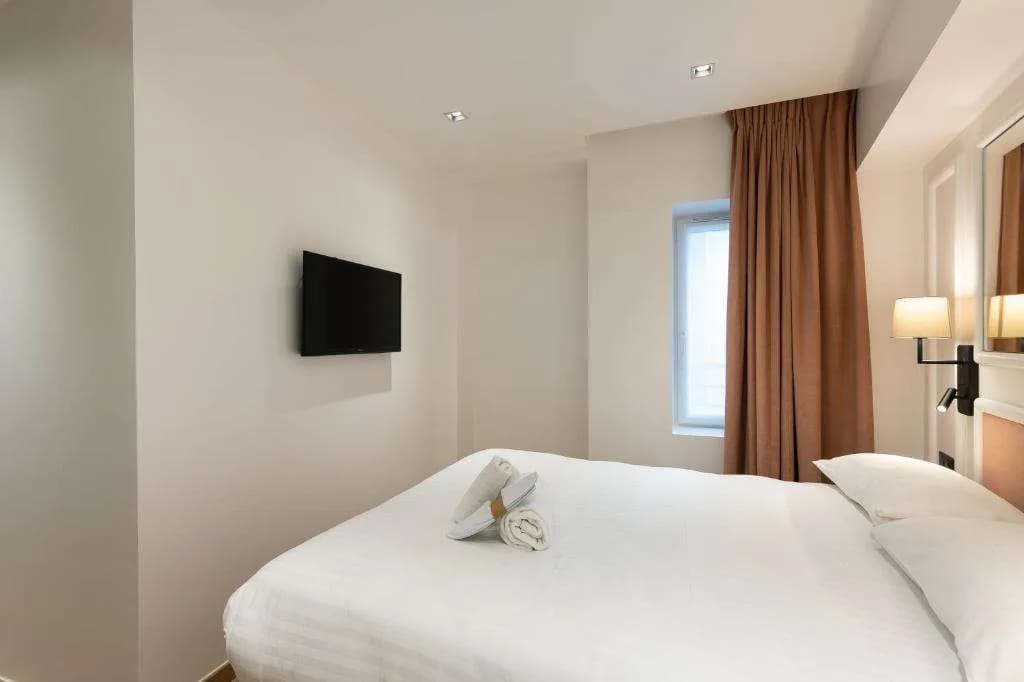 Hotel au Coeur de Republique - photo 21