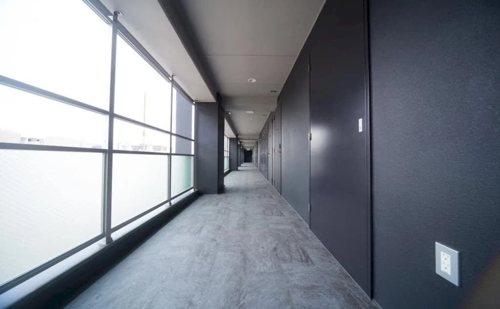 Shinsaibashi Higashi Crystal Hotel - photo 13