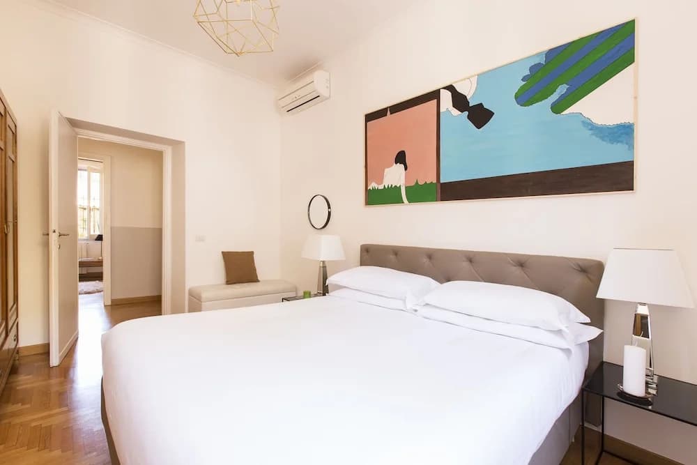 ROMAC - Condotti with terrace - photo 3