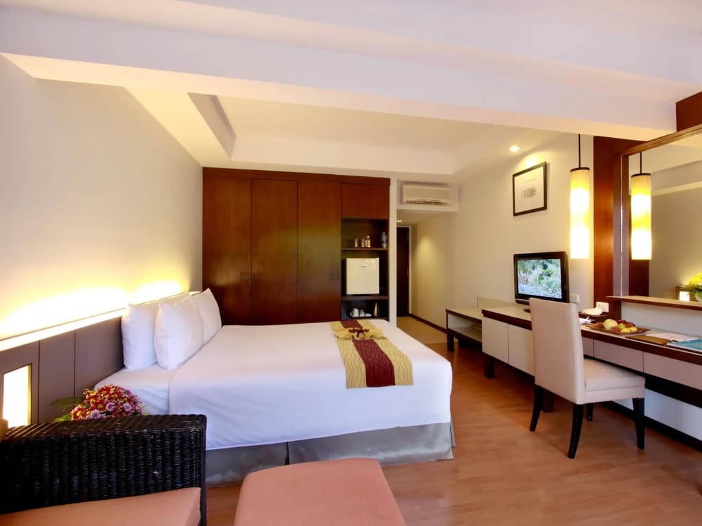 Patong Resort Hotel - photo 6