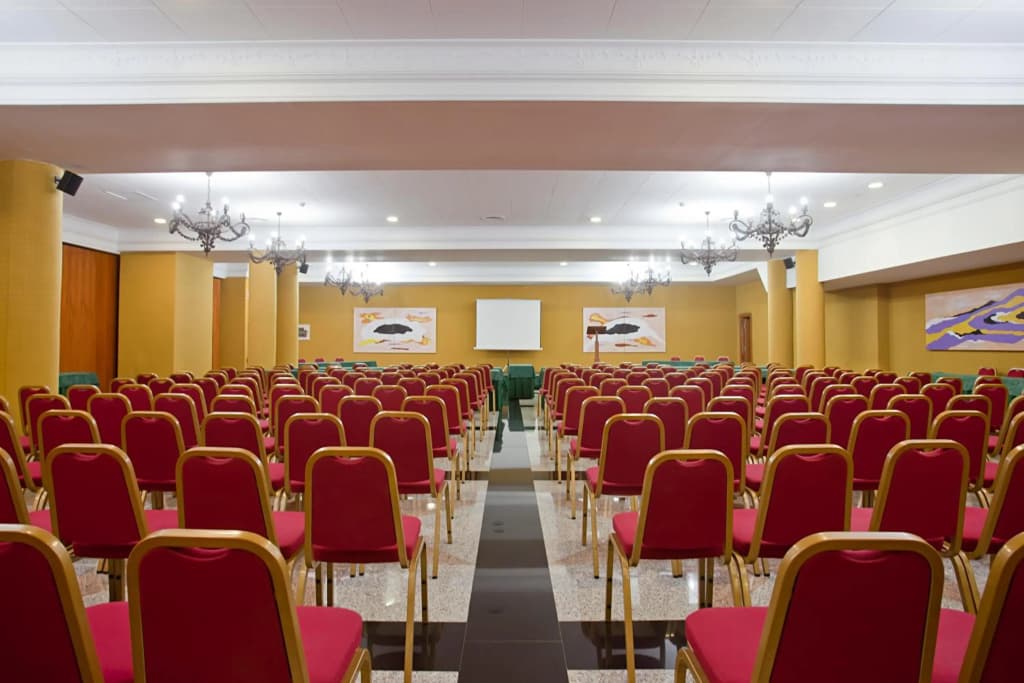 Ilunion Les Corts Spa Hotel - photo 31
