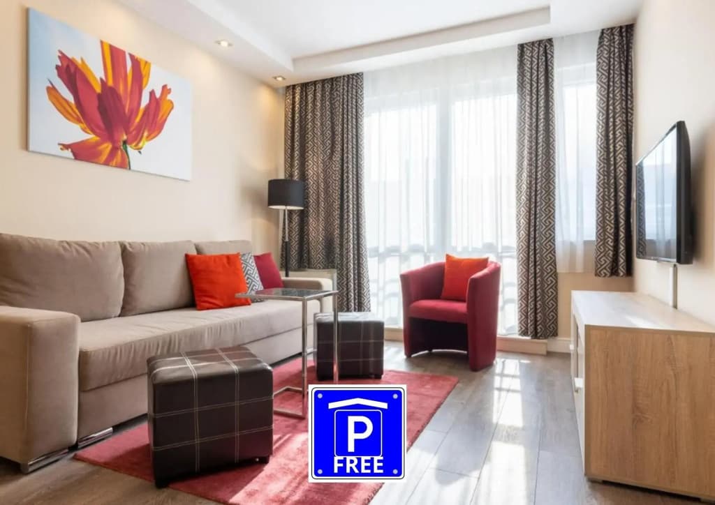 Silver Crown Hotel & Residence - photo 3