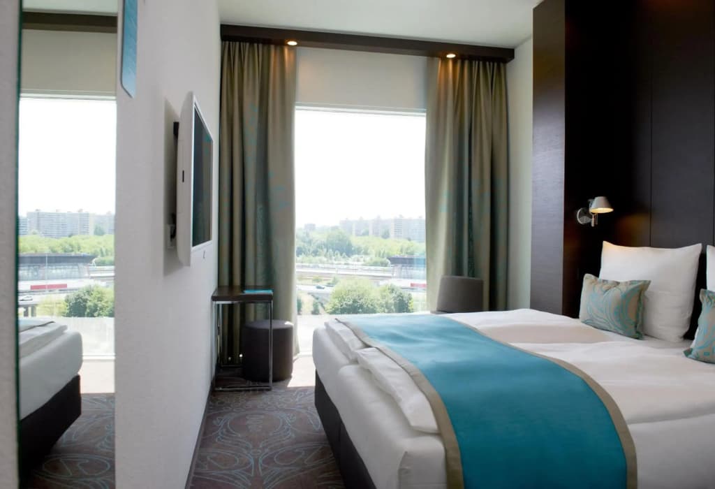 Motel One Amsterdam - photo 26