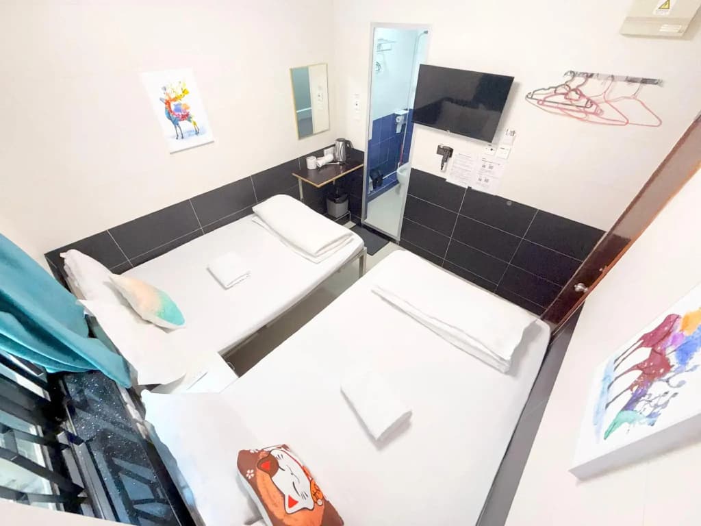 Apple Hostel - photo 8