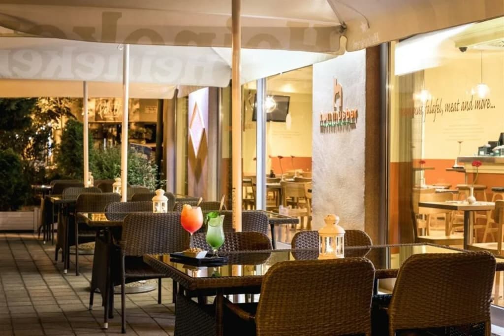 Leonardo Hotel Budapest - photo 26