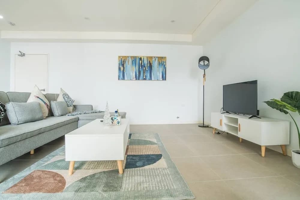Stunning 1bed1bath Apartment@mascot - photo 2