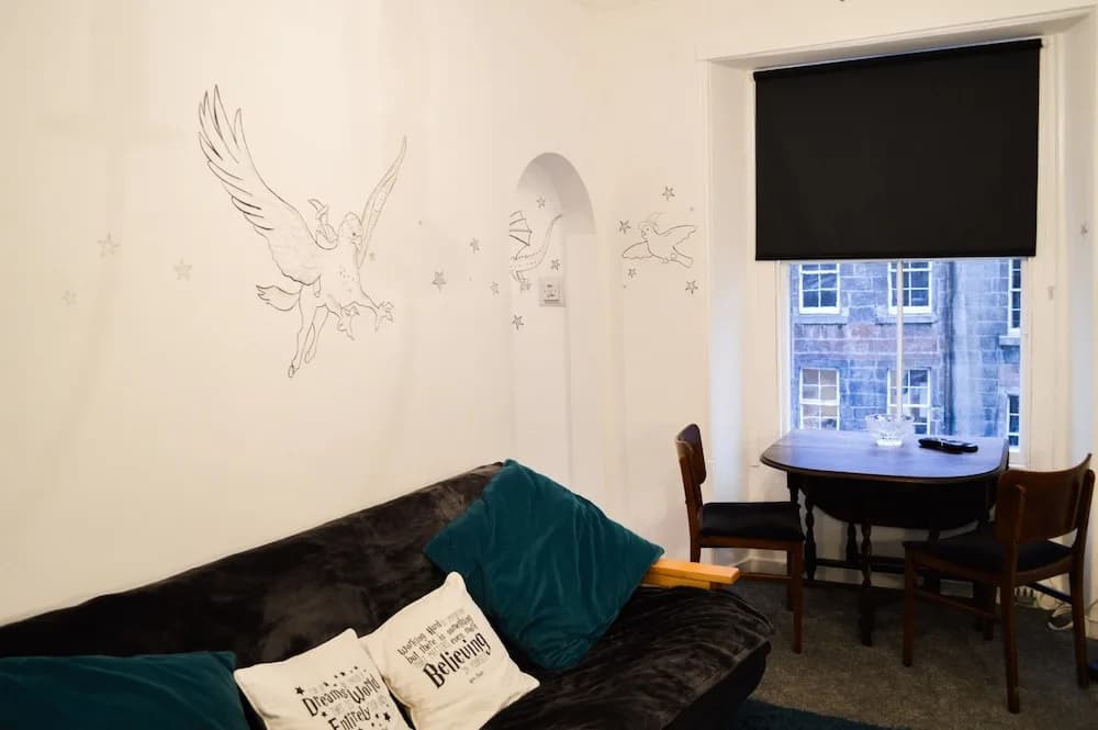 Unique Home in the Heart of Edinburgh - photo 4