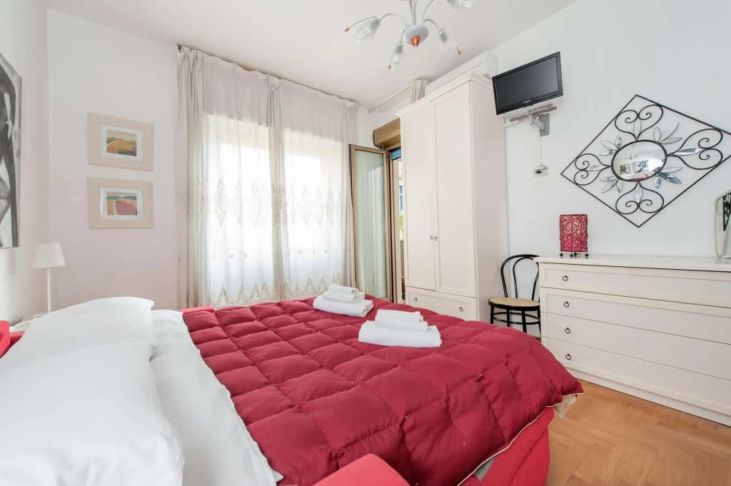 A Home For Holiday Bed And Breakfast - photo 3