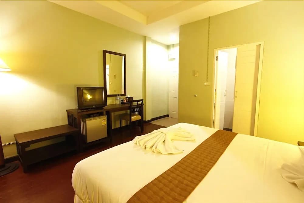 Orange Tree House Hotel - photo 6