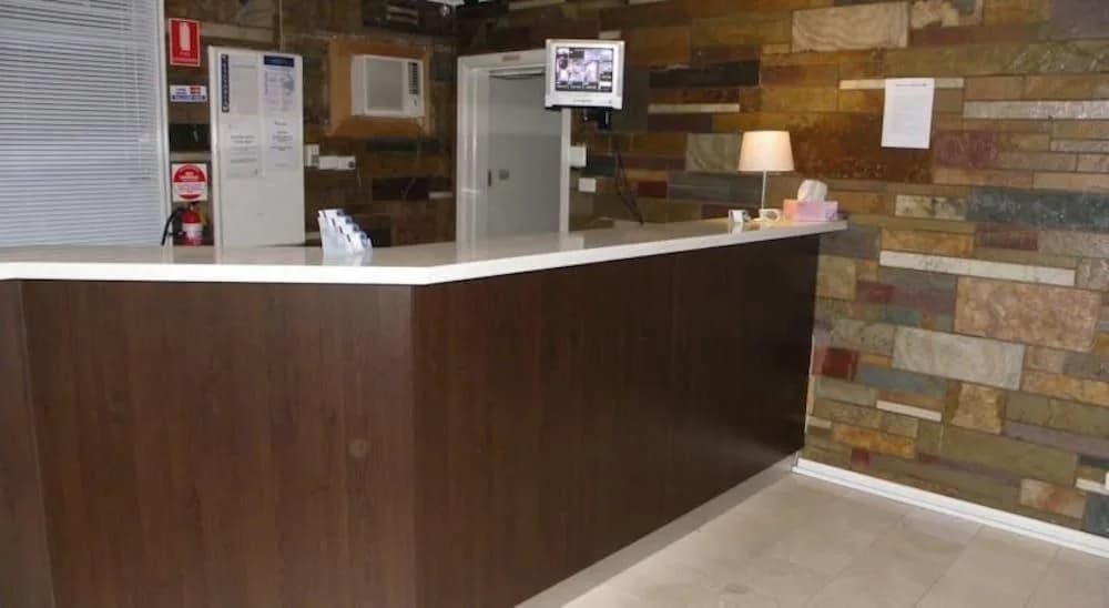 Palms Motel - photo 6