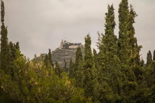 Three-Bedroom Apartment with Acropolis view - photo 25
