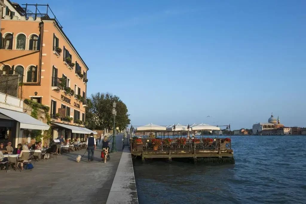 La Calcina Suites - photo 11