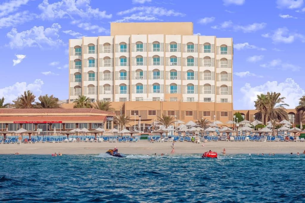 Sharjah Carlton Hotel - photo 19