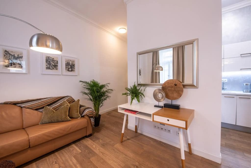 Modern Downtown APT - renovated, on ideal location - photo 13