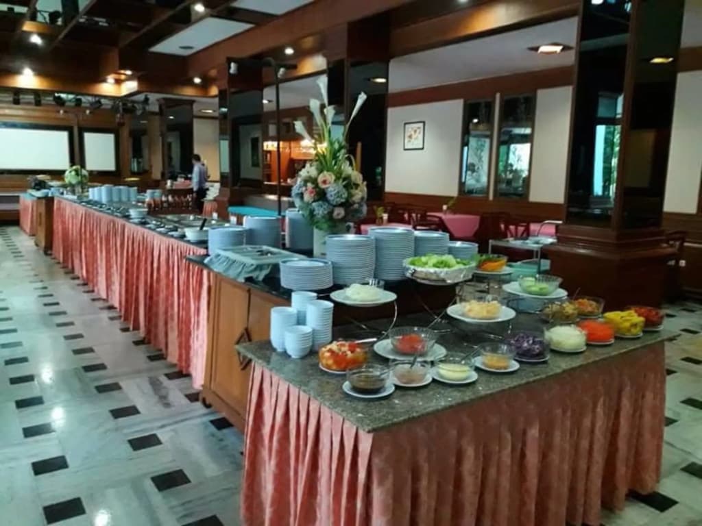 Royal Palace Hotel Pattaya - photo 11