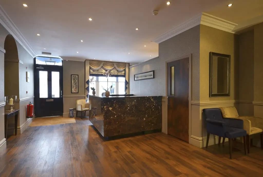 The Princes Square Hotel - photo 13