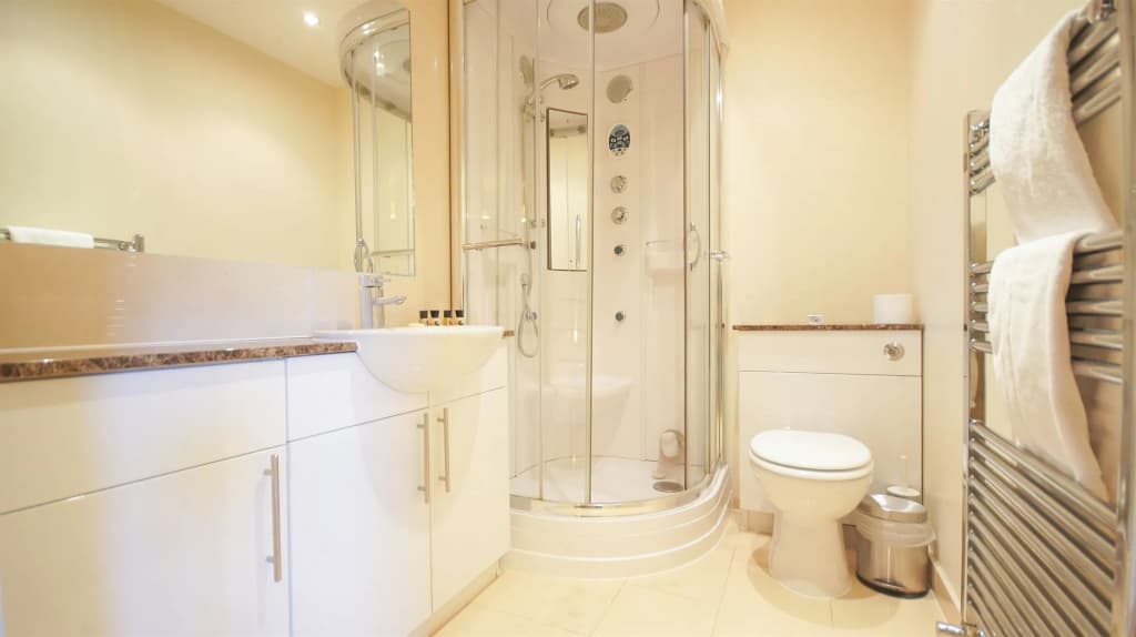 Crompton Court - photo 7