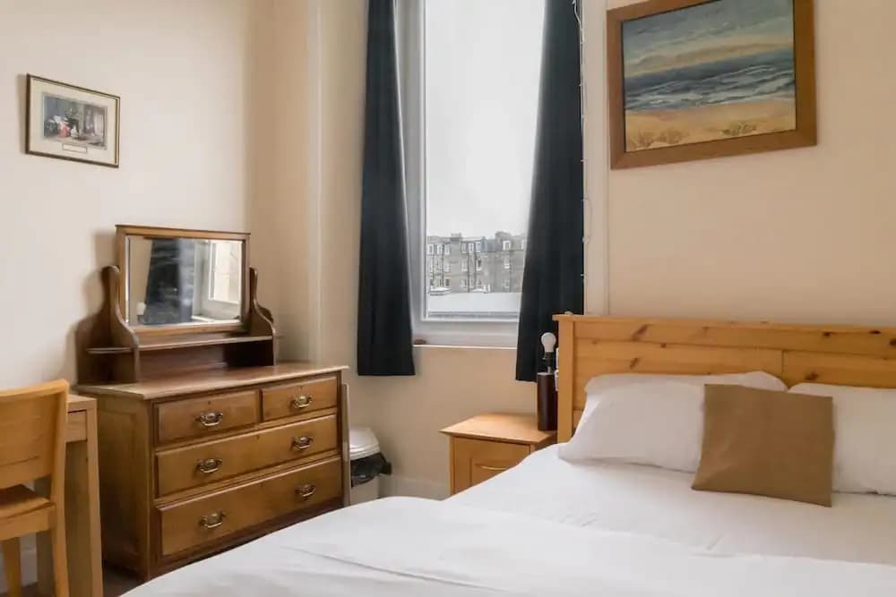 Charming and Relaxing 2BD Flat - Abbeyhill - photo 3