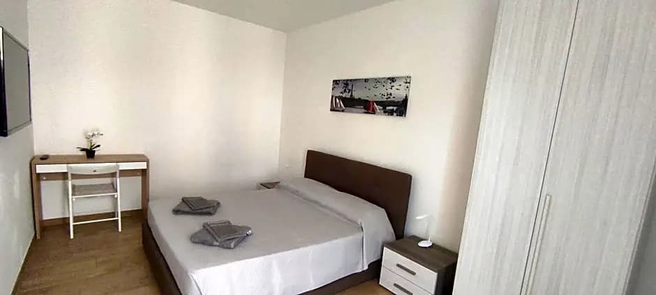 G21 Guest House - photo 4