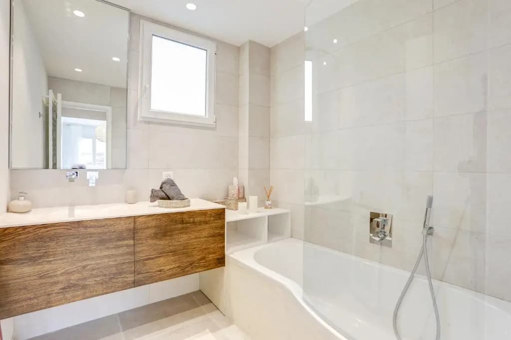 Lou C -CHARMANT APT, CLIM, WIFI, REFAIT A NEUF, 6PERS - photo 8