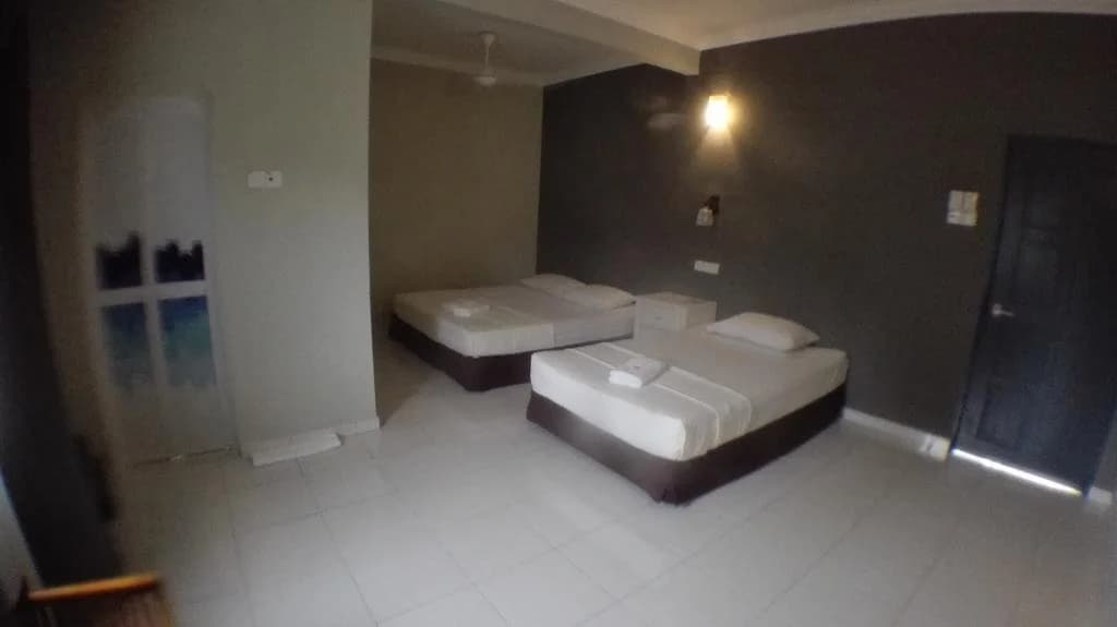 Tebing Guest House - photo 10