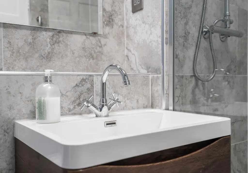 The St Patrick Square Residence No. 2 - photo 13