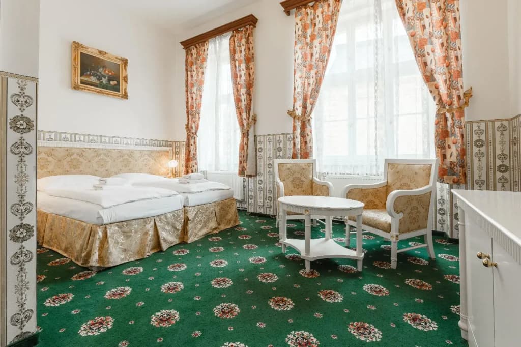 Hotel Klarinn - photo 18