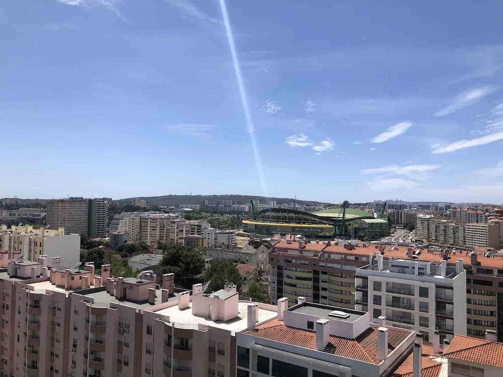 Lisbon Luxe Spacious Flat - photo 17