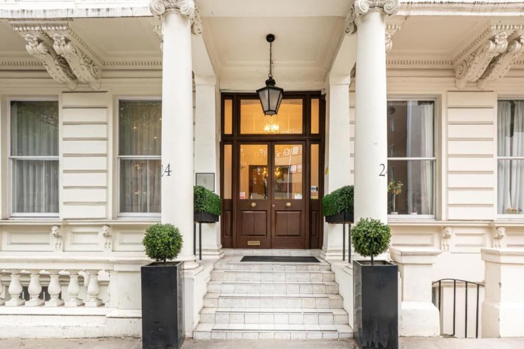 Queensgate Court - photo 1