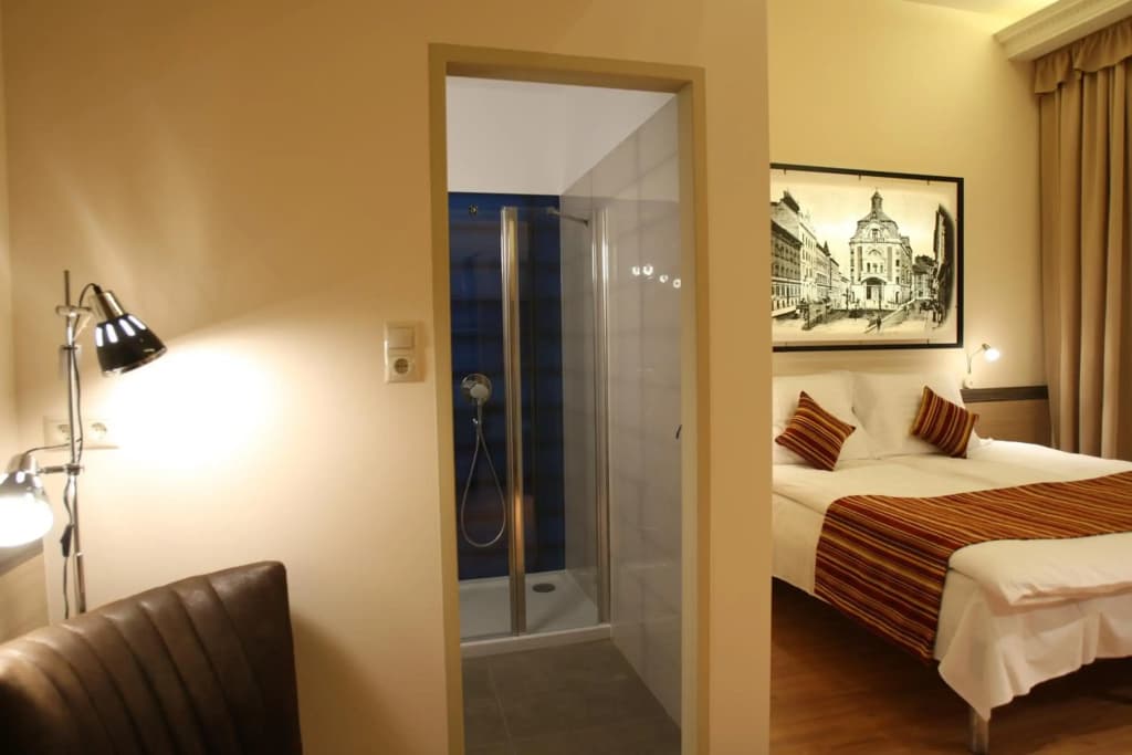 Lion Premium Hotel - photo 3