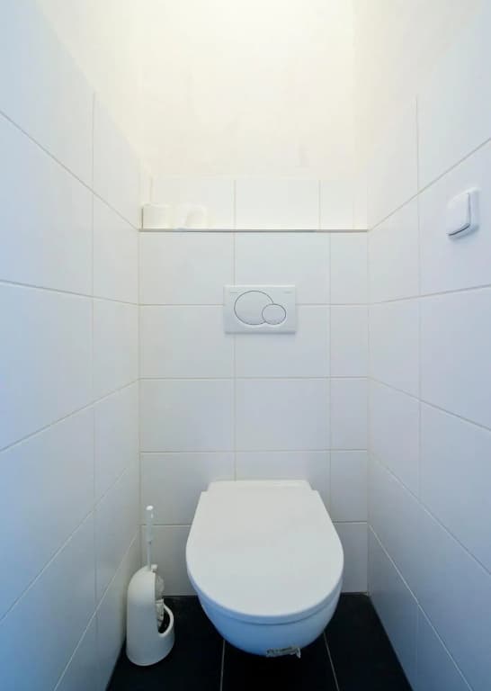 Kafka's Head Apartment - photo 8