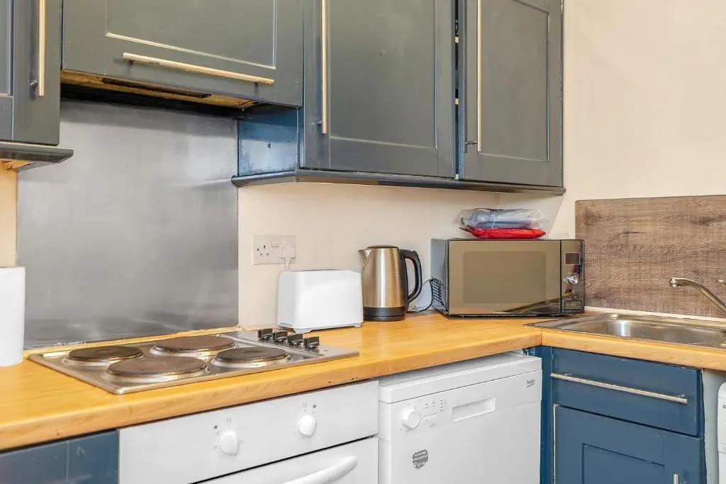 Edinburgh City Centre Jasmine Apartment -SLEEPS 7 - photo 17