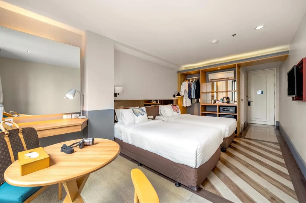 Vince Hotel Pratunam - photo 42