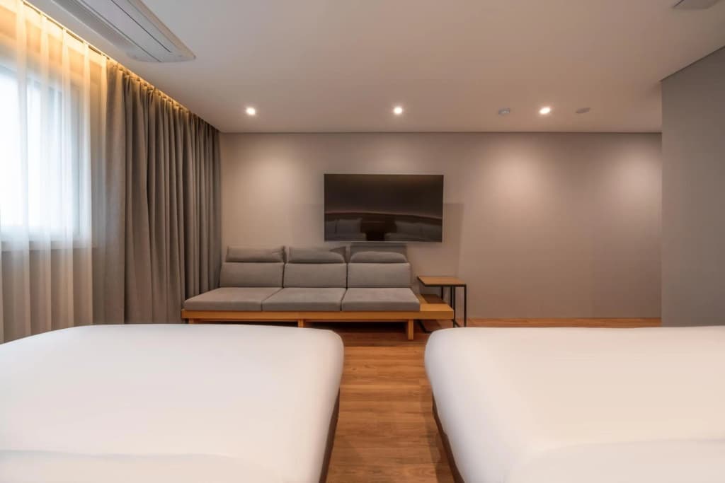 Comfort Inn Yeouido - photo 32