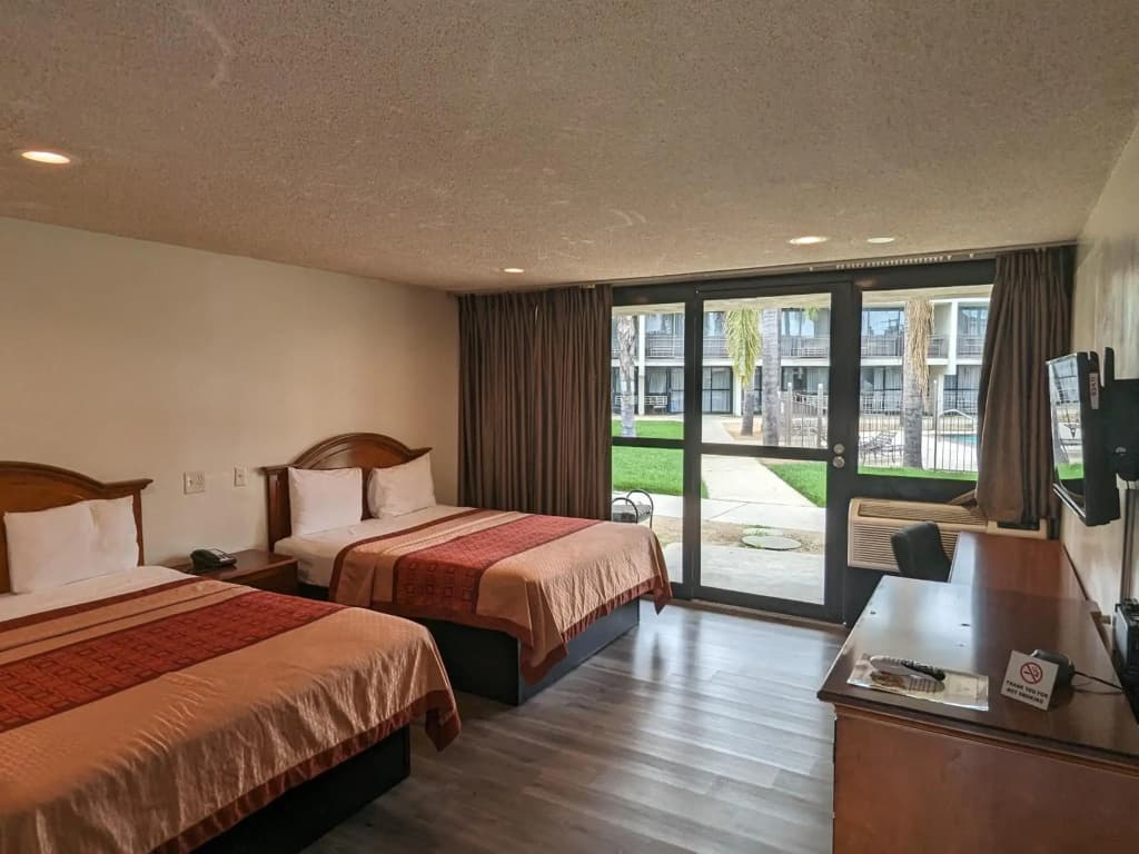 Valley Inn - photo 19