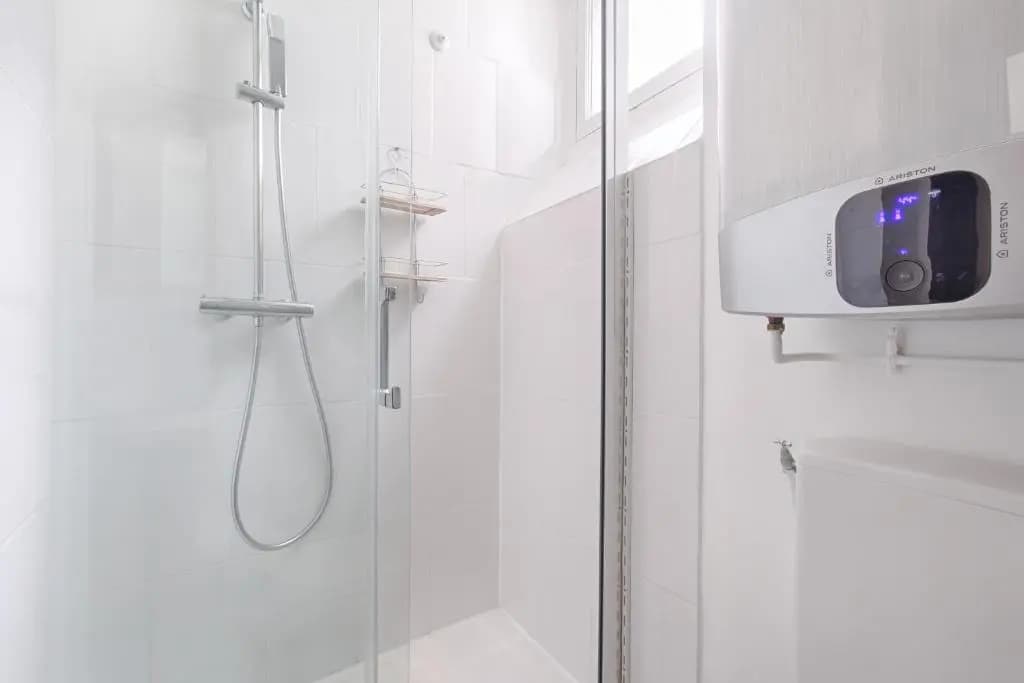 Appartement Cosy proche Saint-Lazare - 6P - photo 7