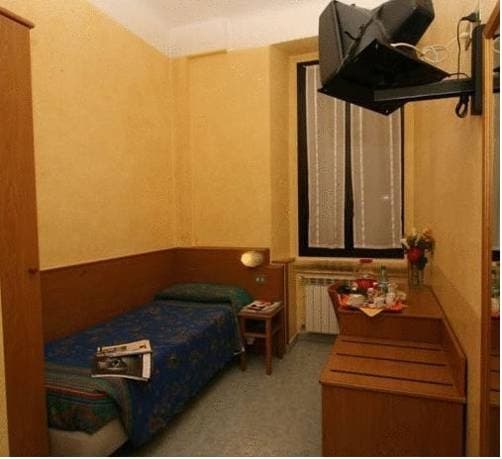Hostel Verona - photo 2
