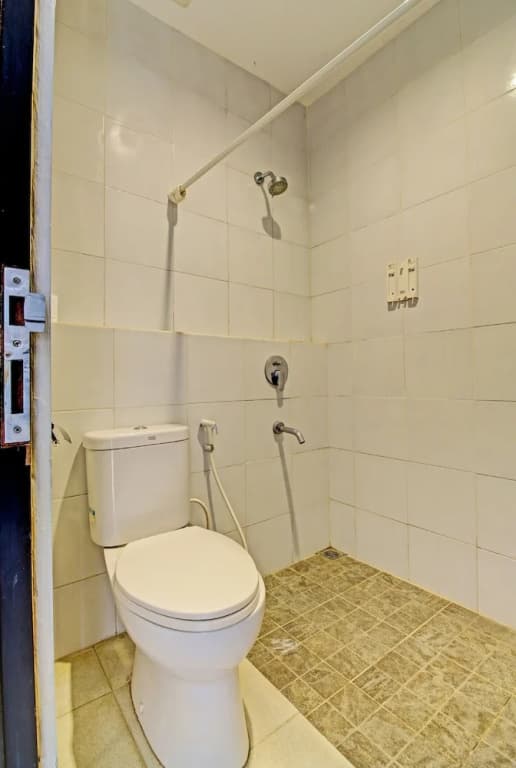 OYO 91300 Sunny Side Villa - photo 10