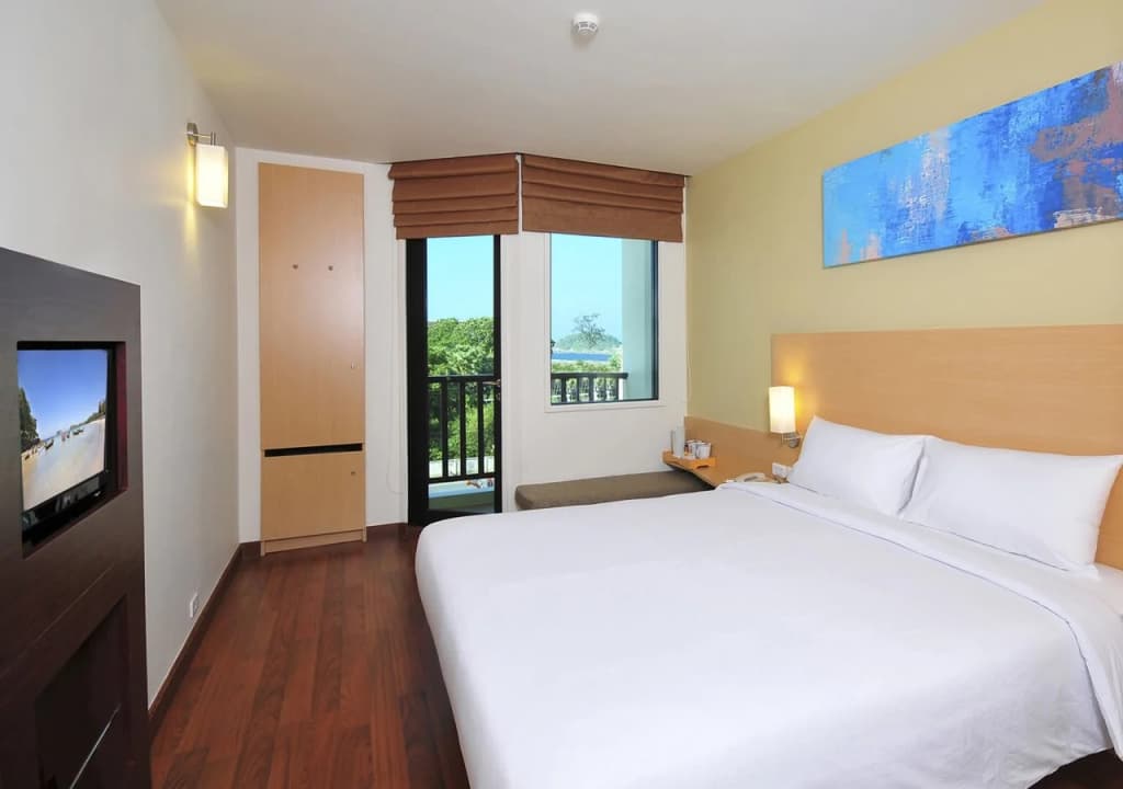 ibis Phuket Kata - photo 13
