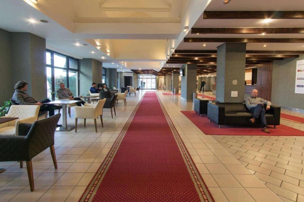 Hotel Globus - photo 17