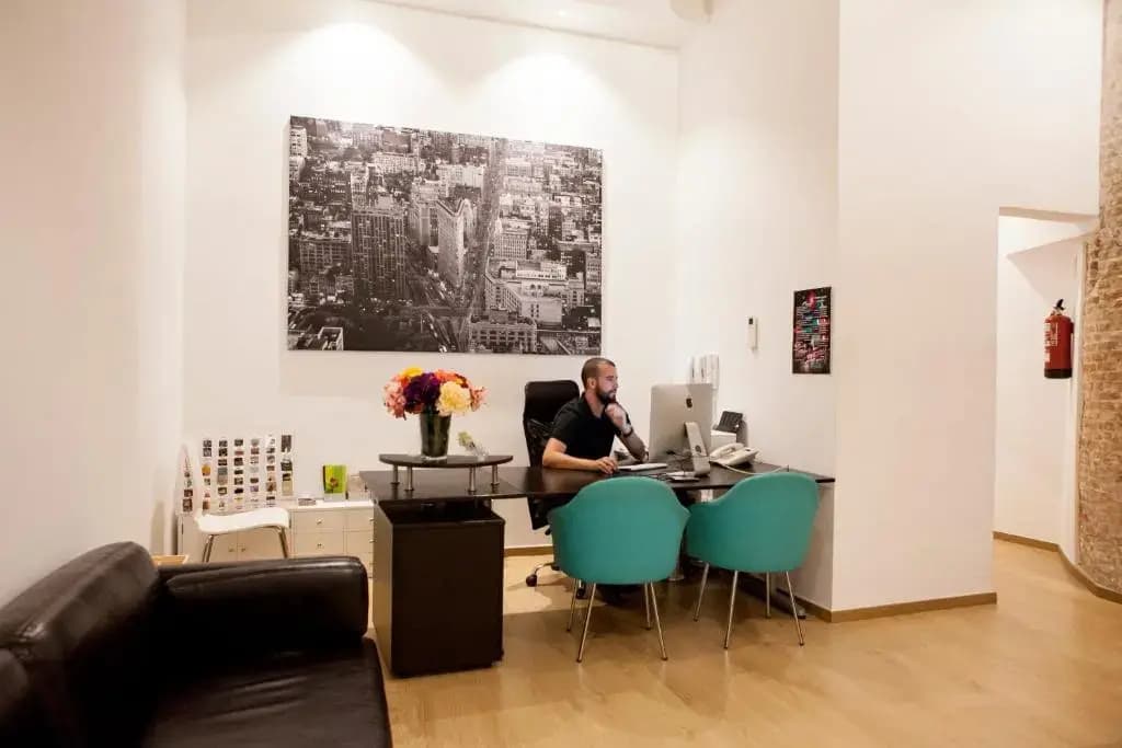 Ramblas Apartments - photo 13