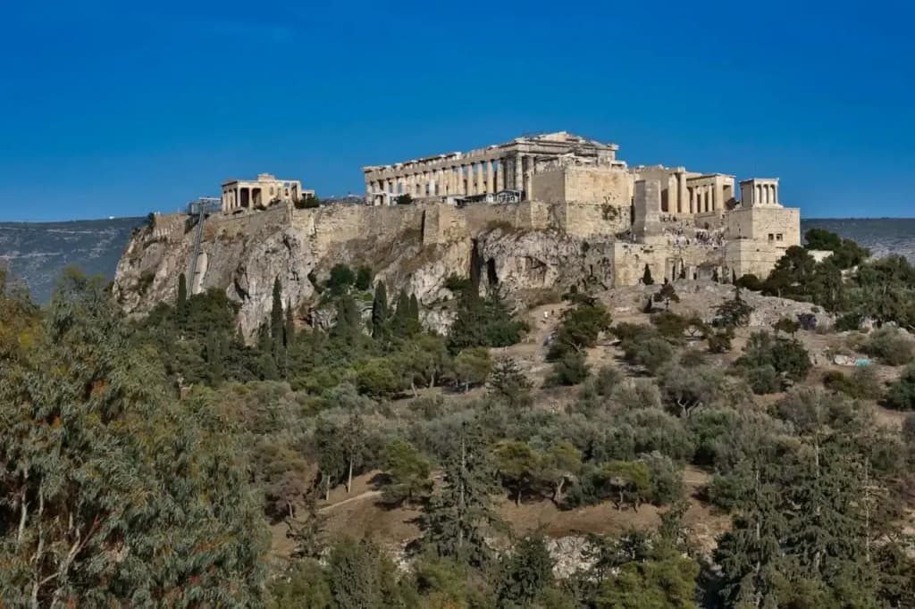Thamvos Parthenon Rooftop Luxury APTS - photo 1