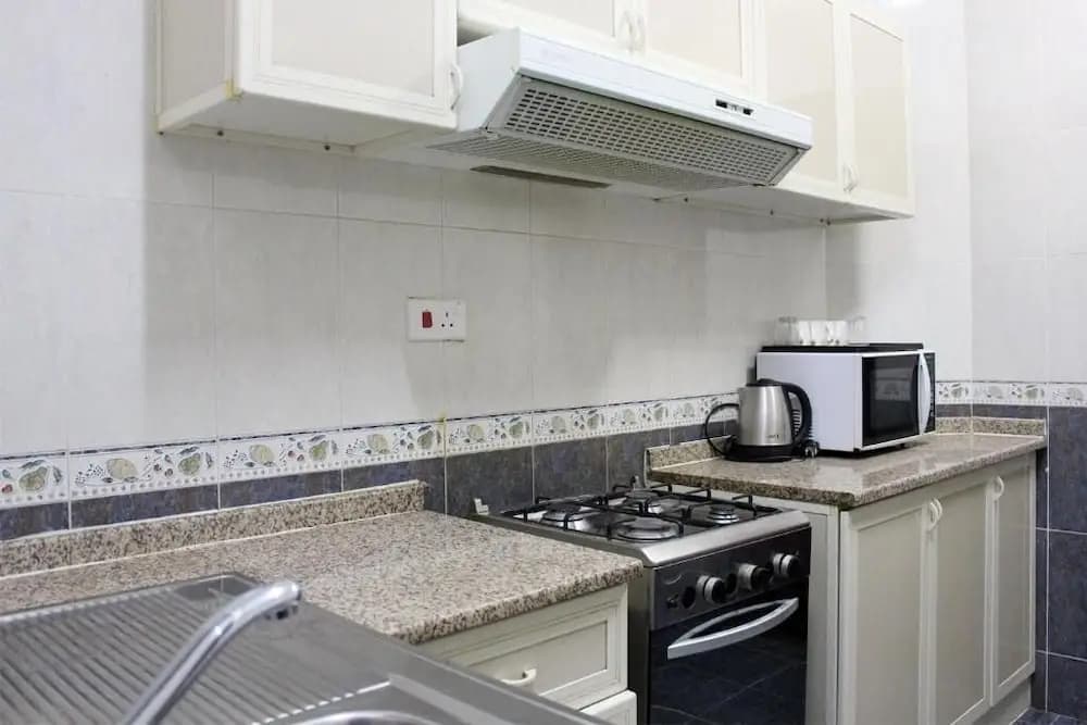 Sahara Hotel Apartment - photo 15