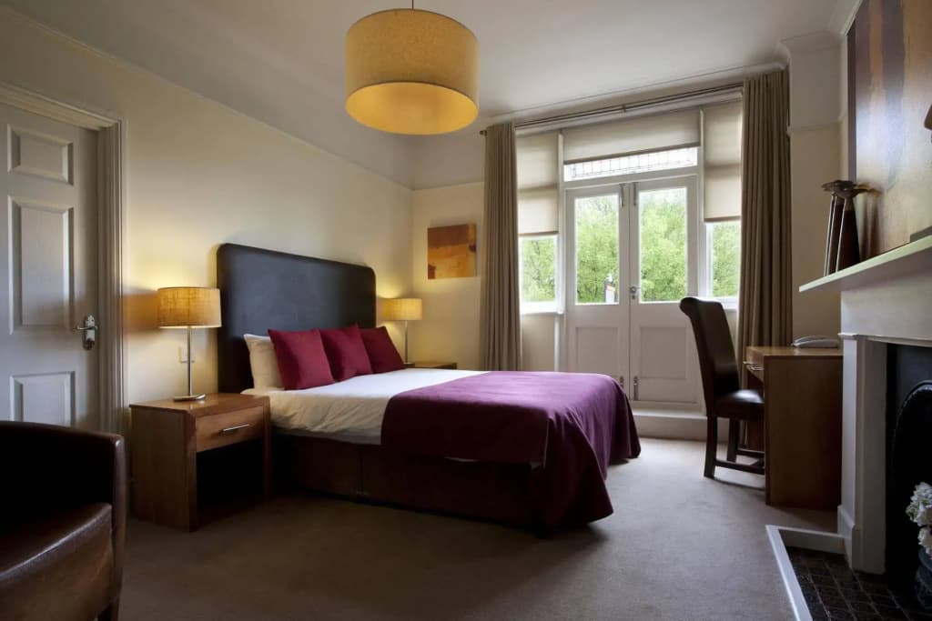 The Crown Inn - photo 2
