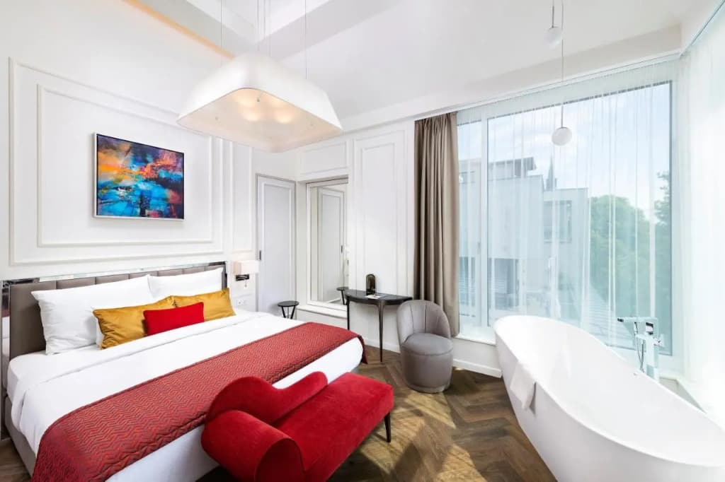 Three Corners Avenue Hotel - photo 13