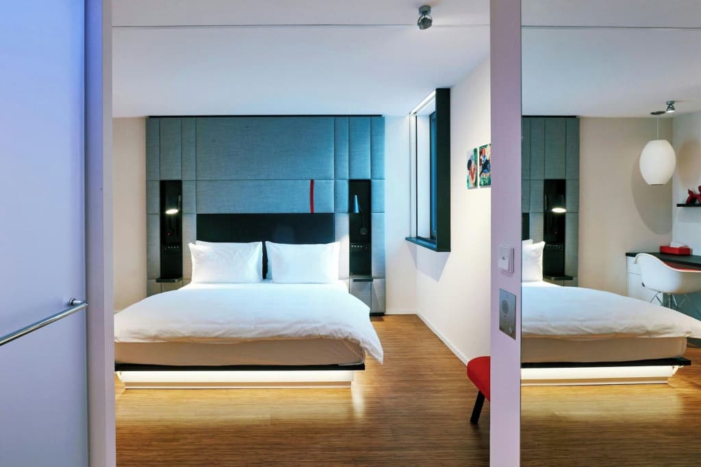 citizenM Paris Champs-Élysees Hotel - photo 3