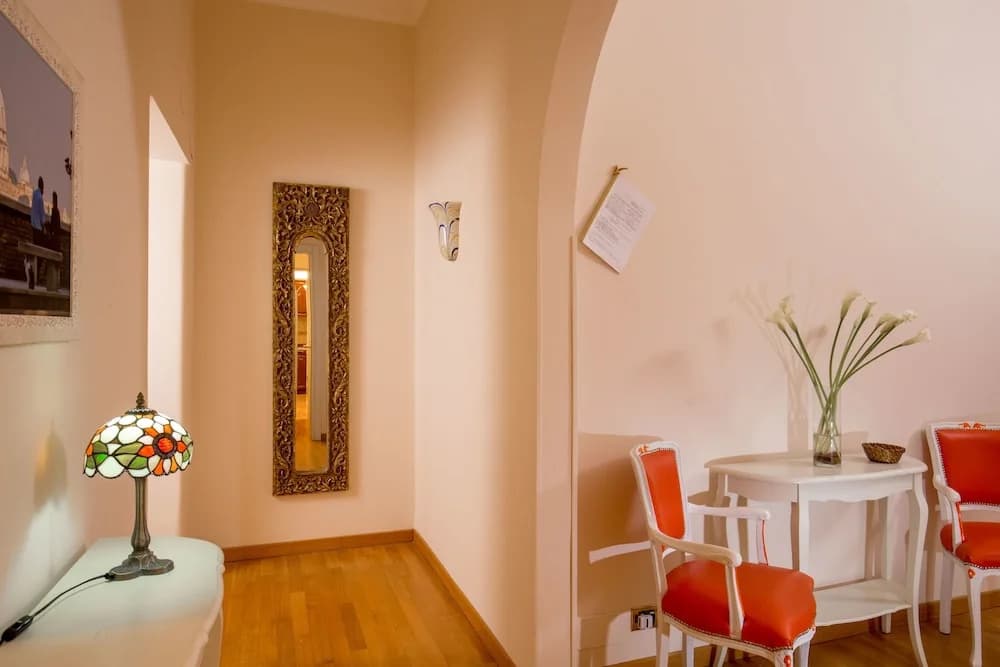 Vatican Suites Apartments - photo 14