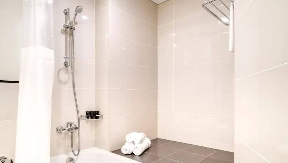 Viridis Living Chic and Spacious 1BR - photo 21