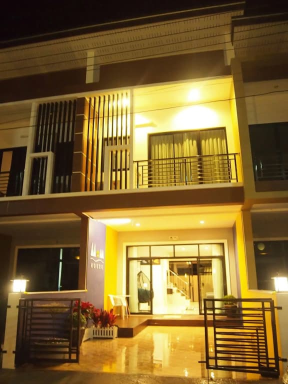 Mom House - photo 1
